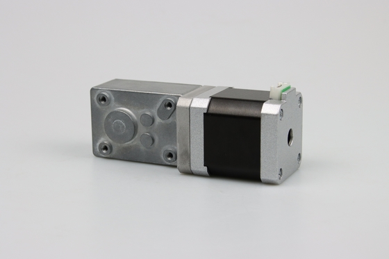 motor de escalonamiento de la caja de cambios del gusano de la nema 17 de 78.5ozIn 1.5A 5.76V para las máquinas de grabado del laser